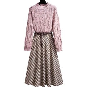 Plaid High-Waisted Skirt